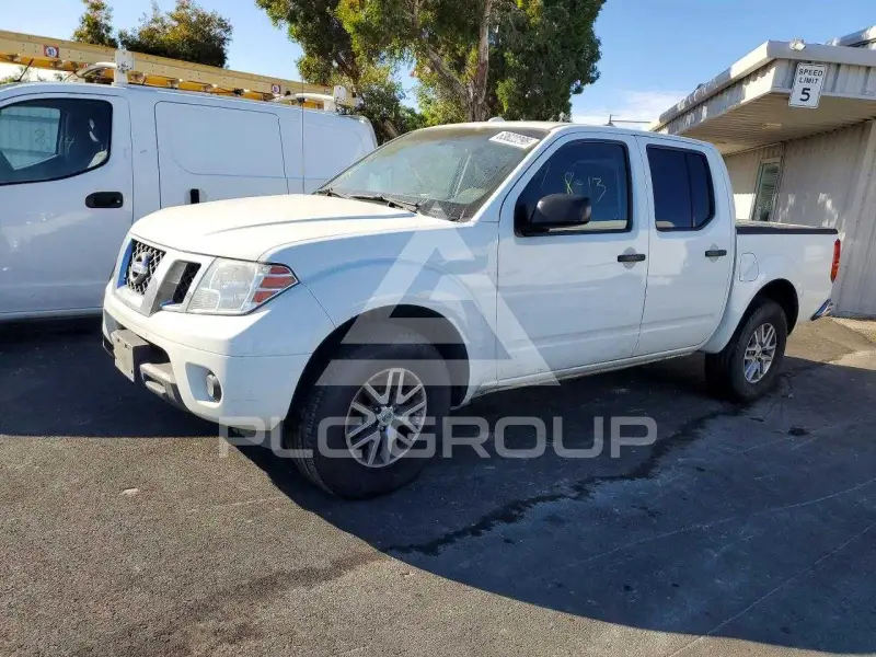 2015 Nissan FRONTIER фото