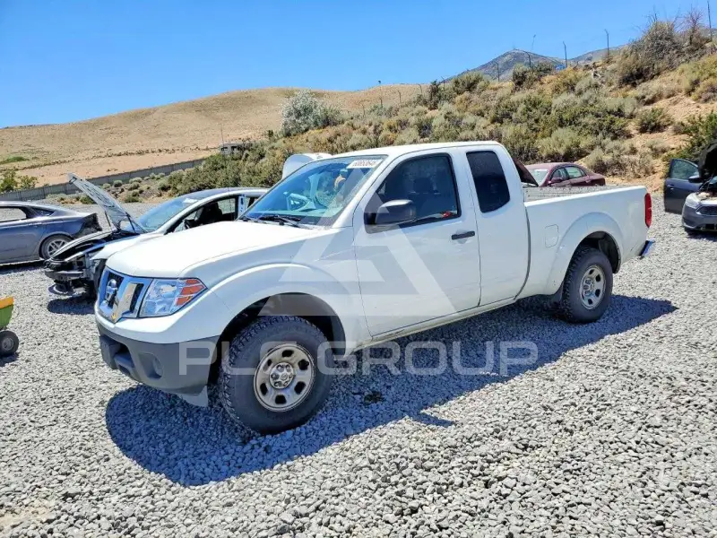 2015 Nissan FRONTIER фото
