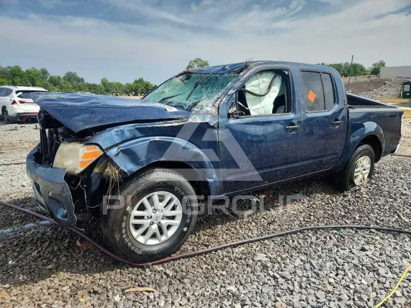 2015 Nissan FRONTIER фото