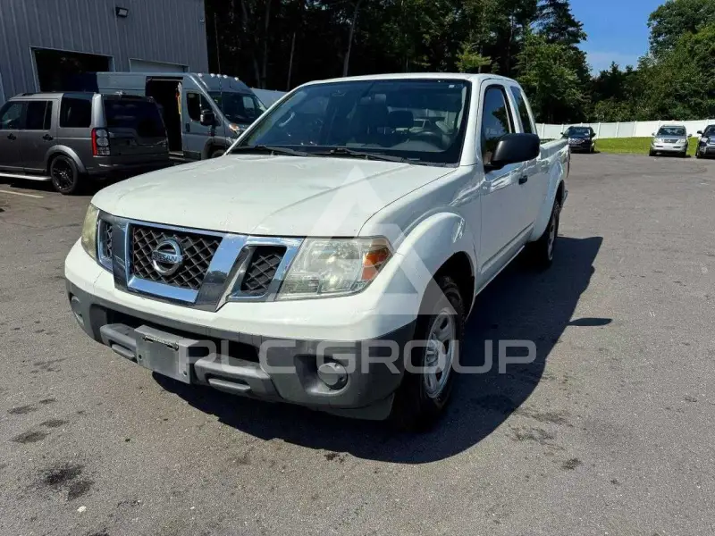 2015 Nissan FRONTIER фото