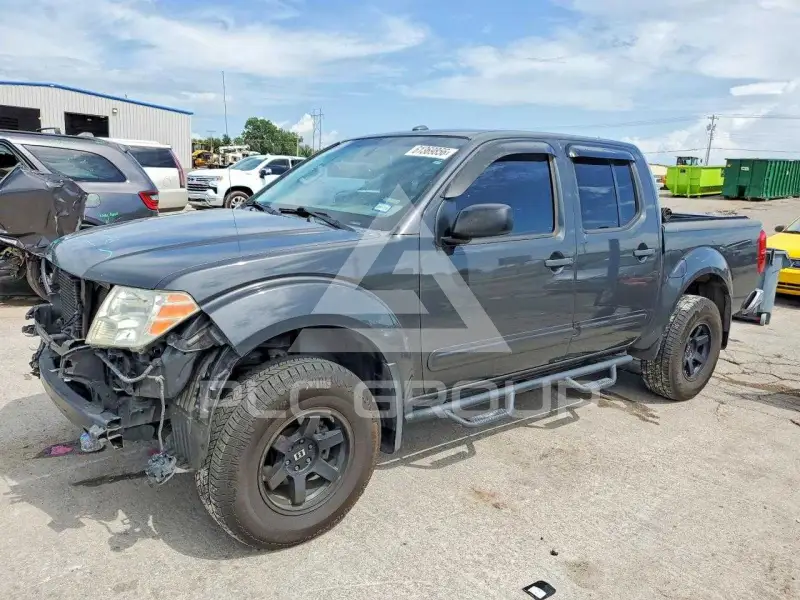2015 Nissan FRONTIER фото