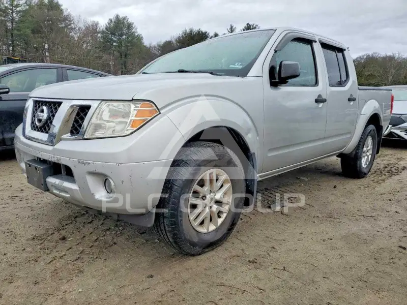 2015 Nissan FRONTIER photo