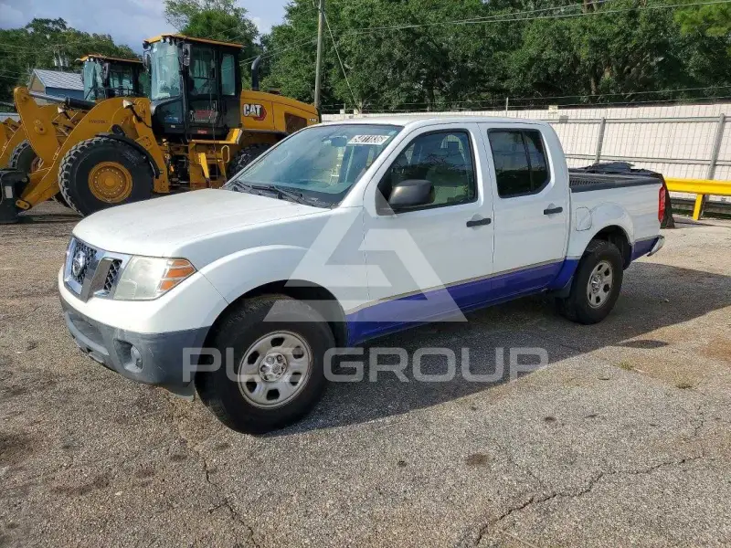 2015 Nissan FRONTIER фото