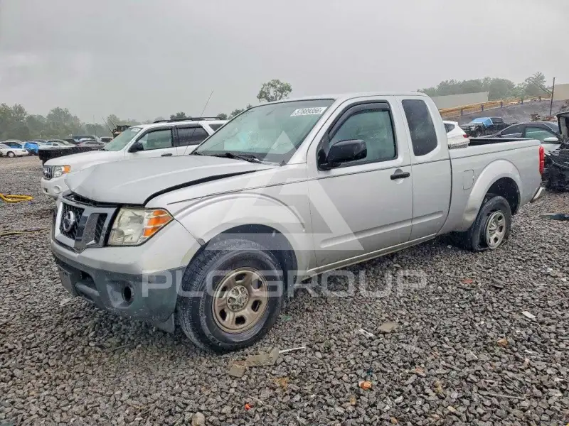 2015 Nissan FRONTIER фото