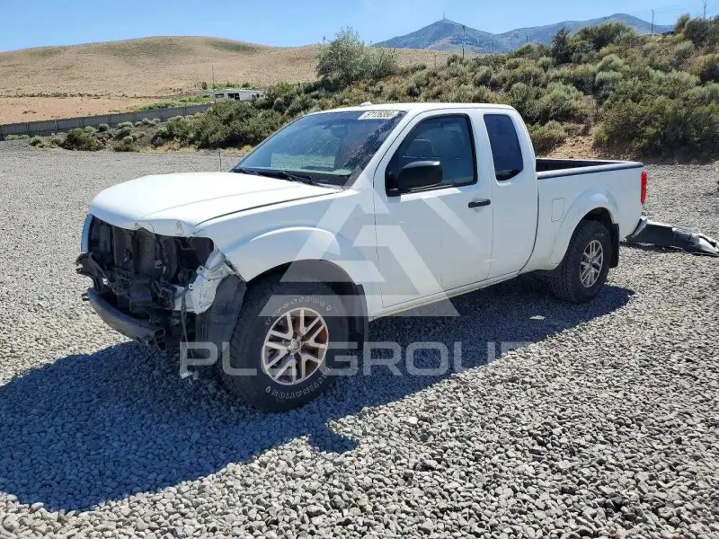 2015 Nissan FRONTIER фото