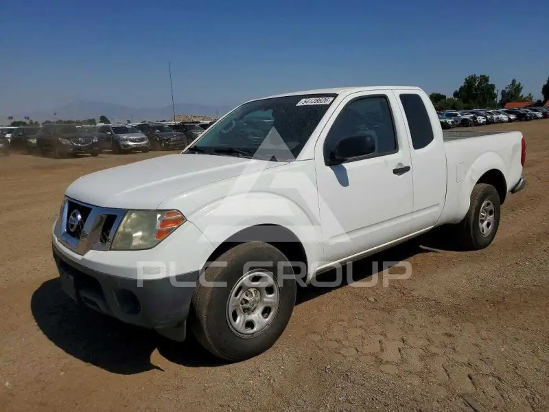 2015 Nissan FRONTIER photo
