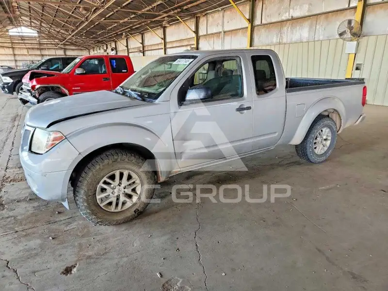 2015 Nissan FRONTIER фото