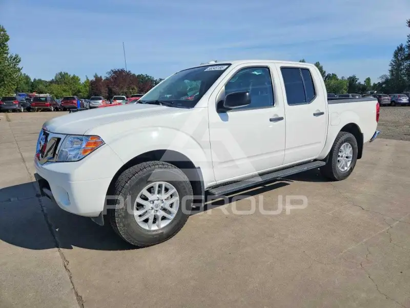 2015 Nissan FRONTIER фото