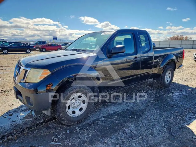 2015 Nissan FRONTIER photo