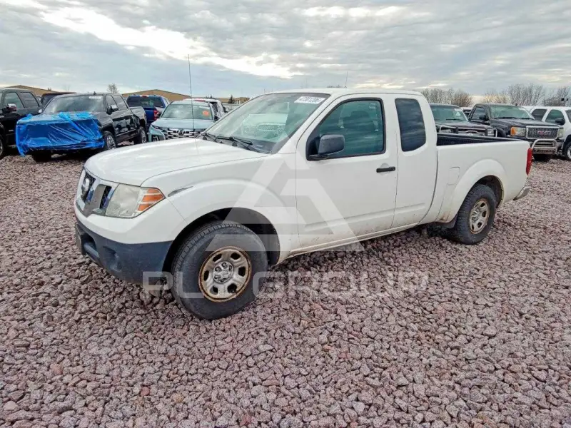 2015 Nissan FRONTIER фото