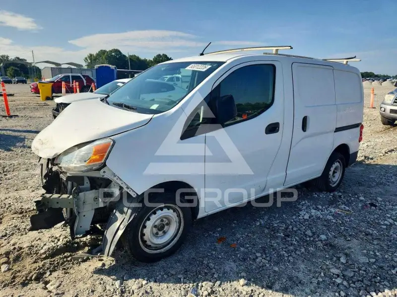 2015 Nissan NV photo