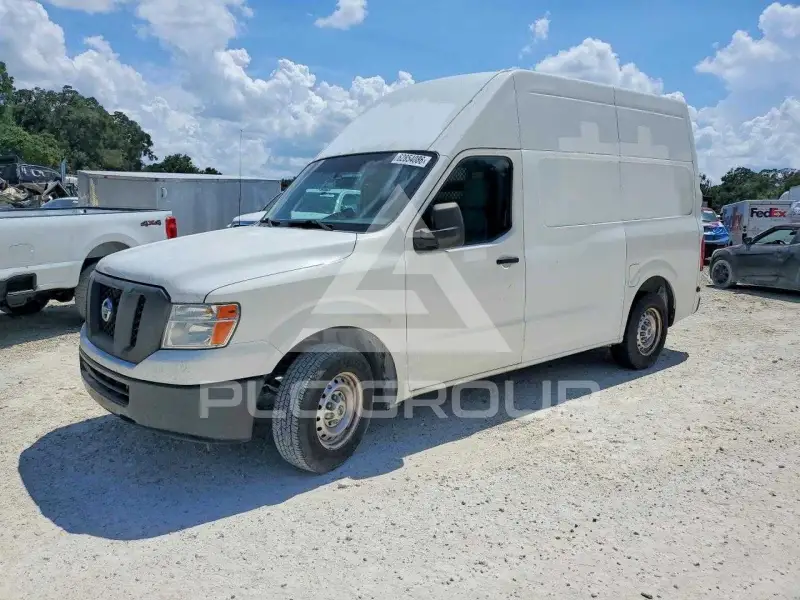 2015 Nissan NV фото