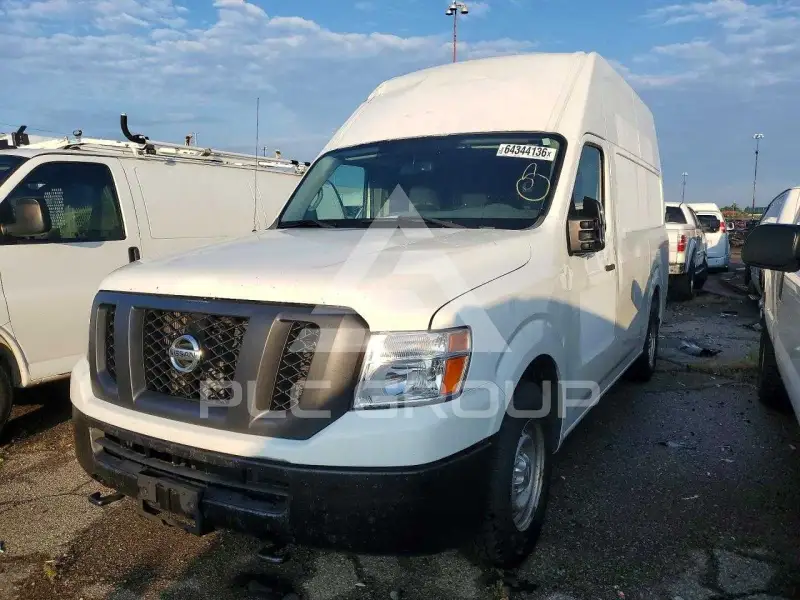 2015 Nissan NV фото