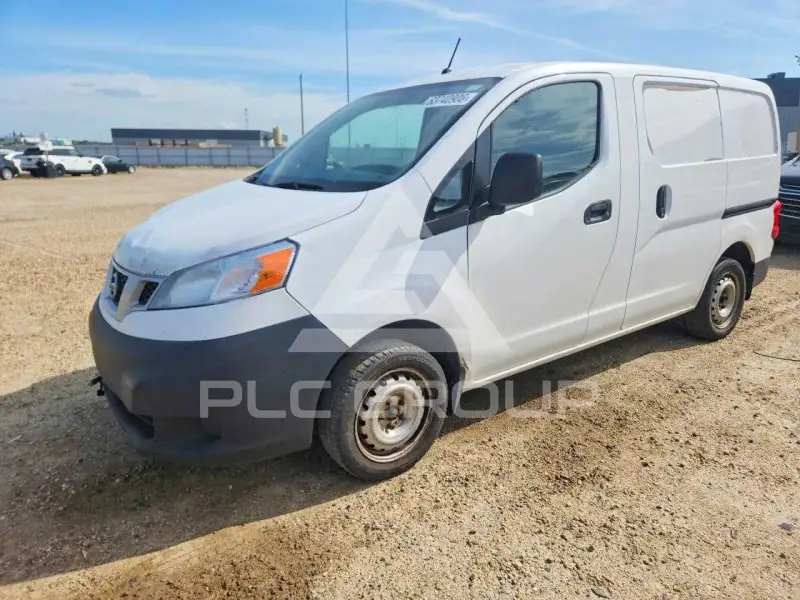2015 Nissan NV 200 фото
