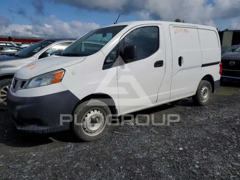 2015 Nissan NV фото