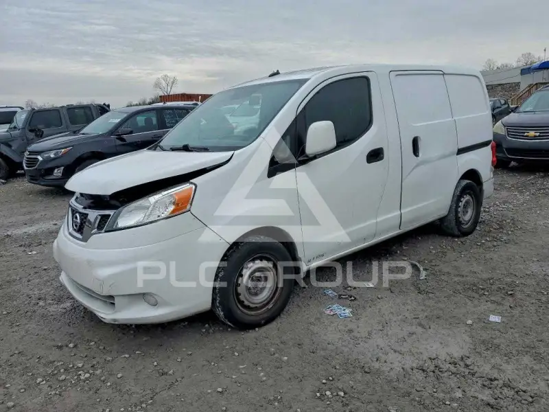 2015 Nissan NV фото
