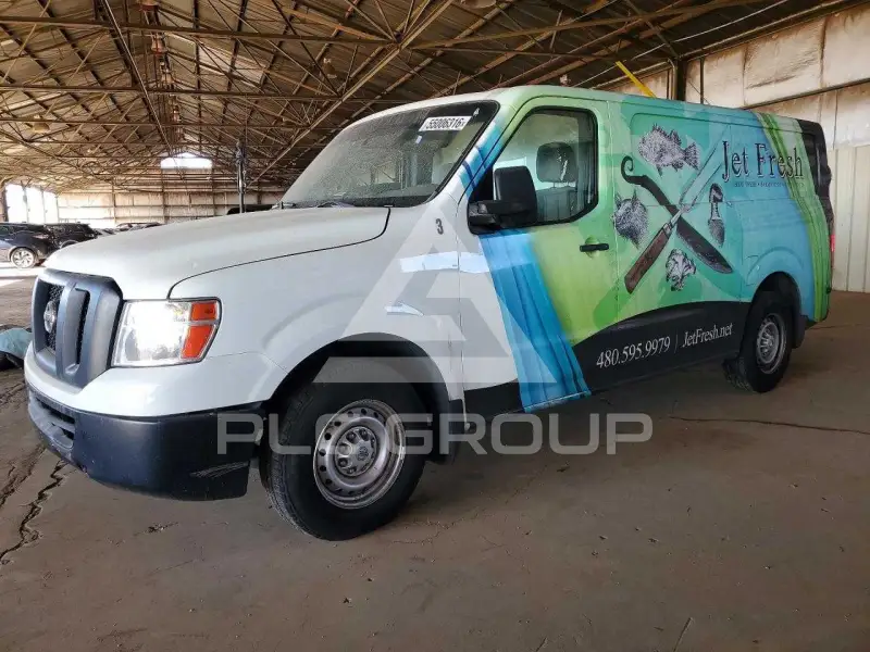2015 Nissan NV фото