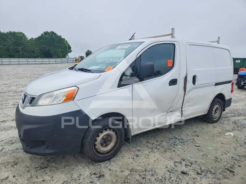 2015 Nissan NV фото