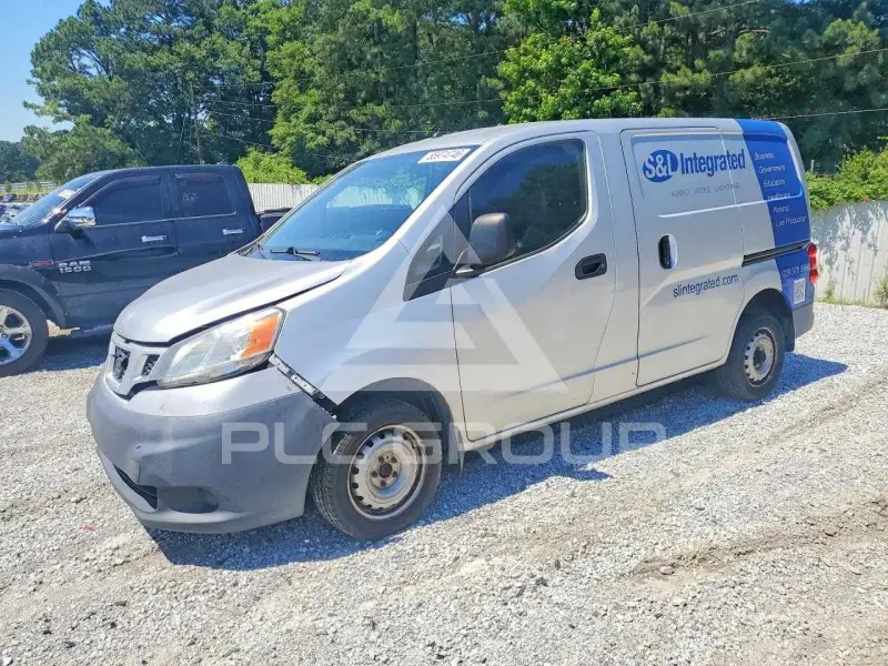 2015 Nissan NV фото