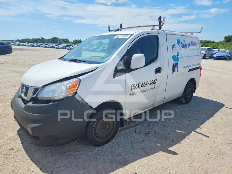 2015 Nissan NV фото