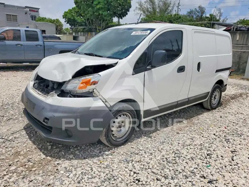 2015 Nissan NV фото