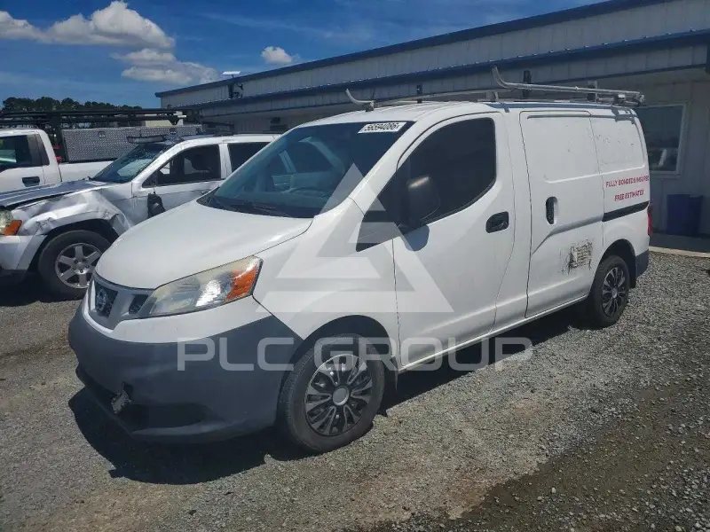 2015 Nissan NV 200 фото