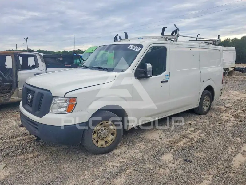 2015 Nissan NV фото
