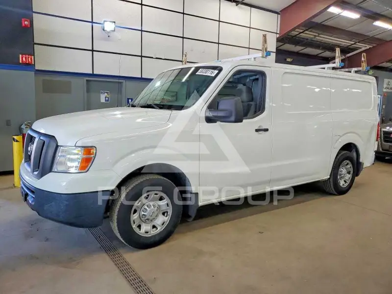 2015 Nissan NV фото