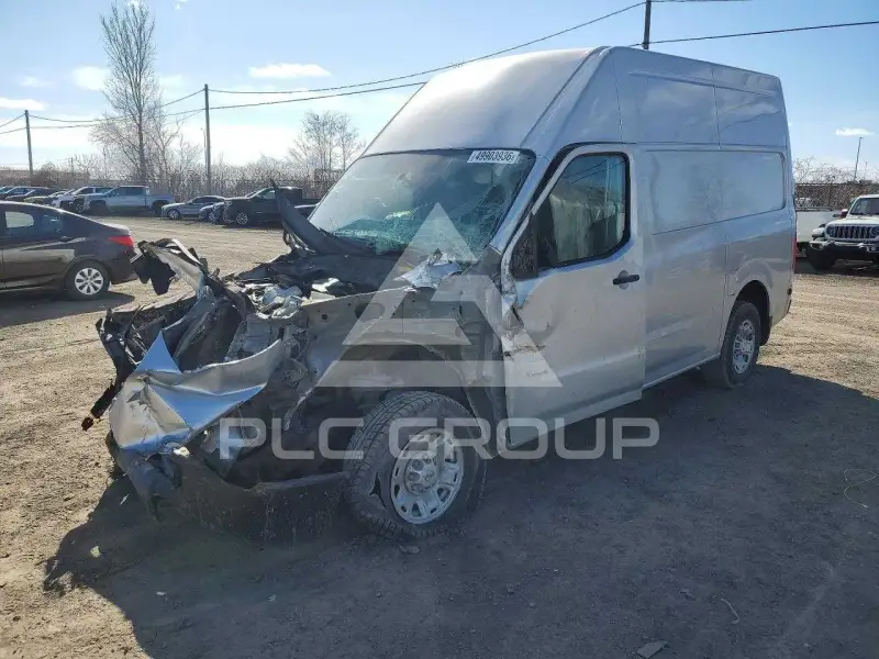 2015 Nissan NV photo