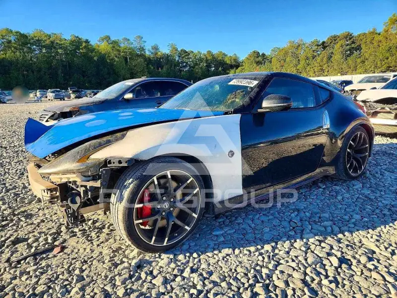 2015 Nissan 370Z фото