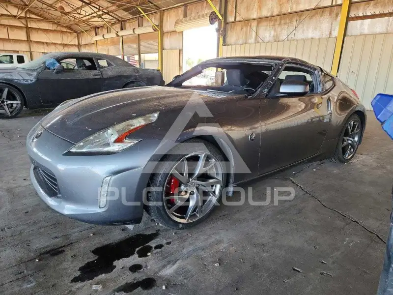 2015 Nissan 370Z фото
