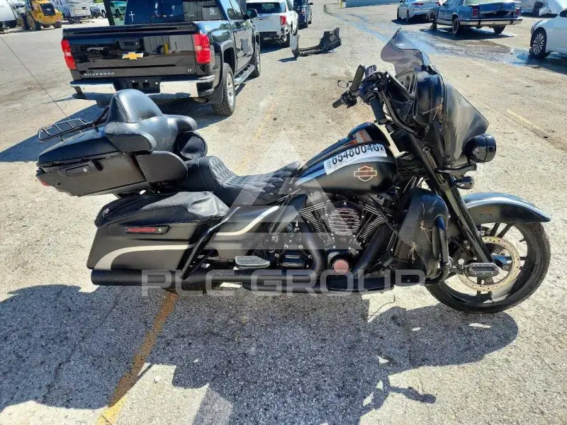 2015 Harley-Davidson FL фото