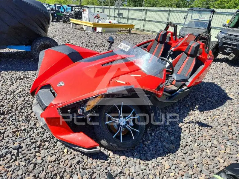 2015 Polaris Slingshot фото
