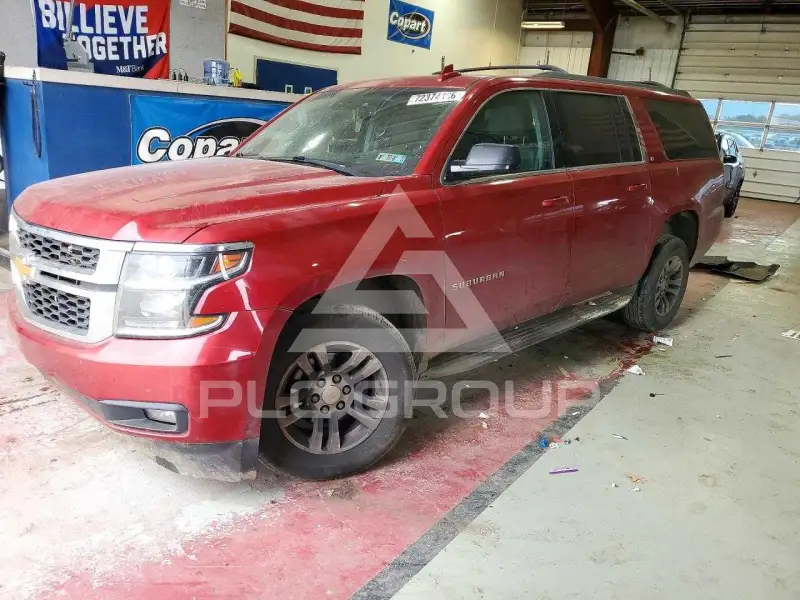 2015 Chevrolet Suburan photo