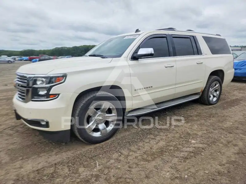 2015 Chevrolet Suburan photo