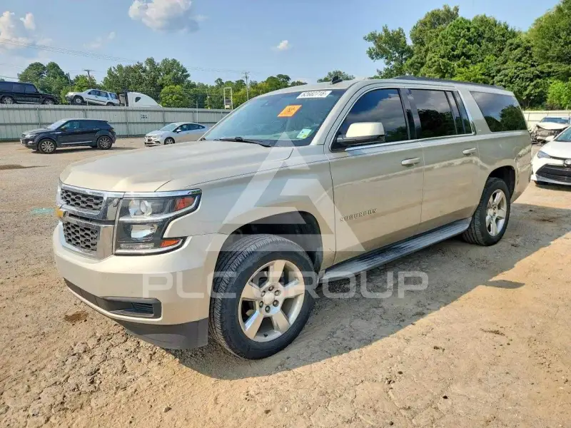 2015 Chevrolet Suburan photo