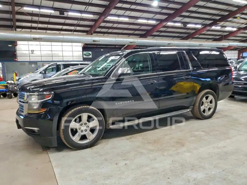 2015 Chevrolet Suburan фото