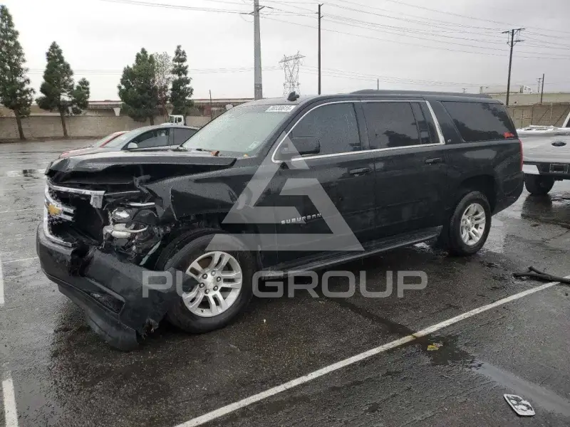 2015 Chevrolet Suburan photo