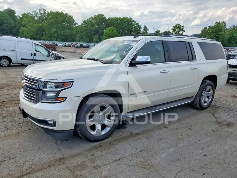 2015 Chevrolet Suburan photo