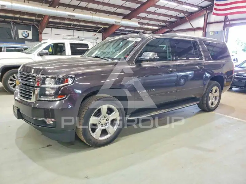 2015 Chevrolet Suburan photo
