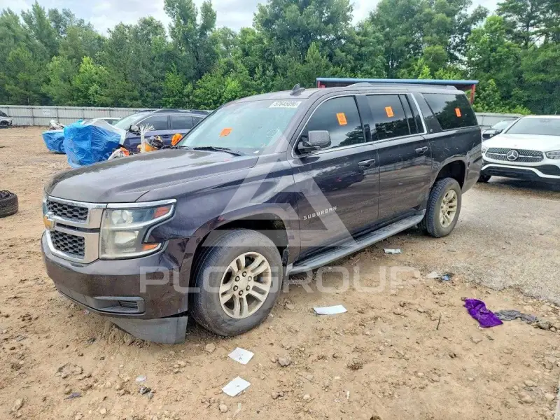 2015 Chevrolet Suburan photo
