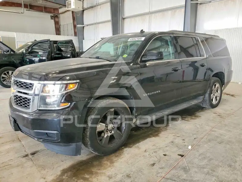 2015 Chevrolet Suburan photo
