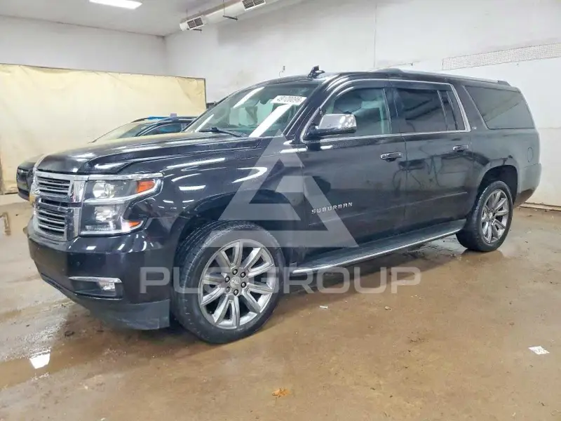 2015 Chevrolet Suburan photo