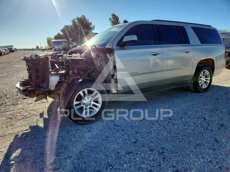 2015 Chevrolet Suburan photo