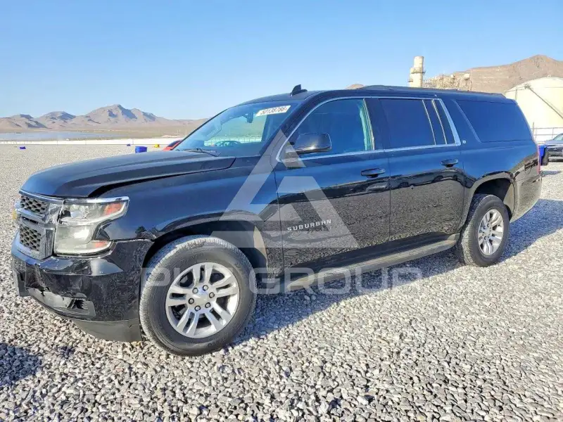 2015 Chevrolet Suburan photo