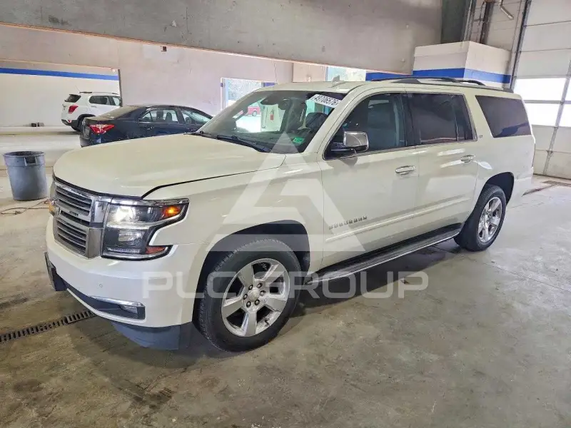 2015 Chevrolet Suburan photo