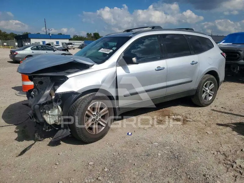 2015 Chevrolet TRAVERSE фото