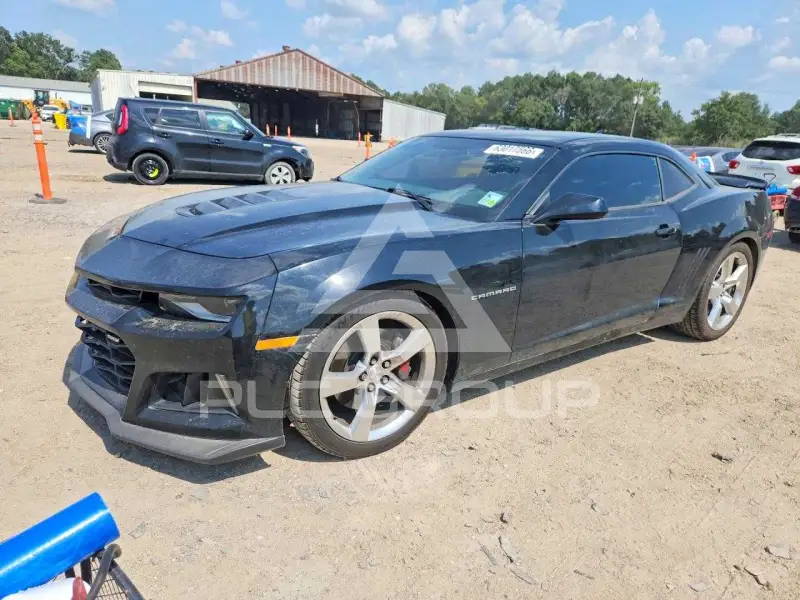 2015 Chevrolet Camaro фото