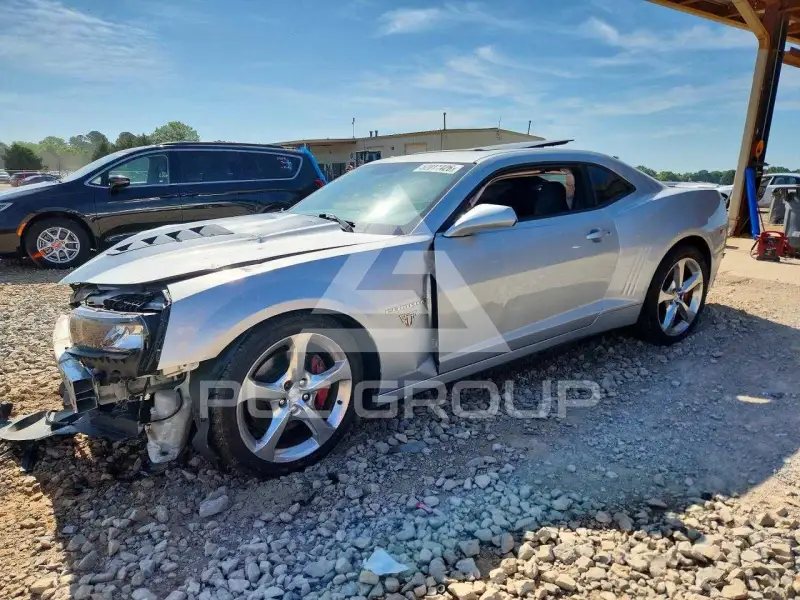2015 Chevrolet Camaro фото