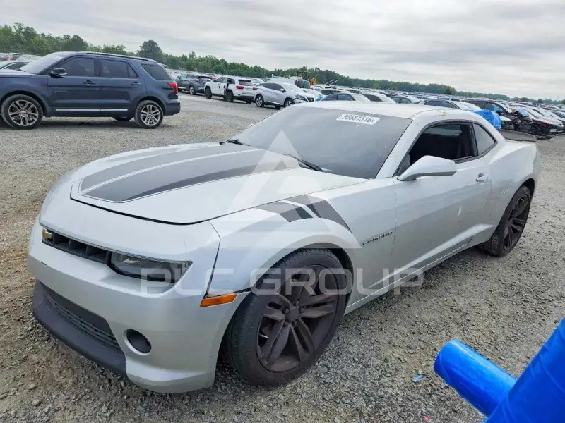 2015 Chevrolet Camaro photo